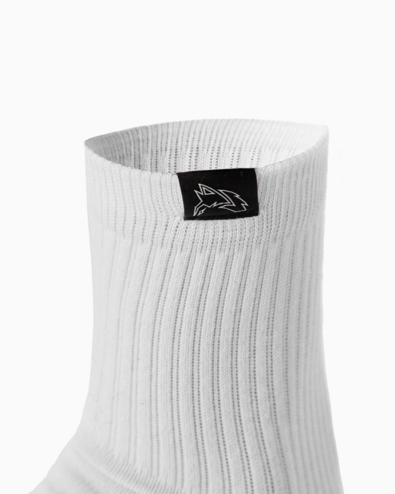 Women's Alphalete Wolf Head Crew Sock 3pk Accessories White | 4891-WNSUQ